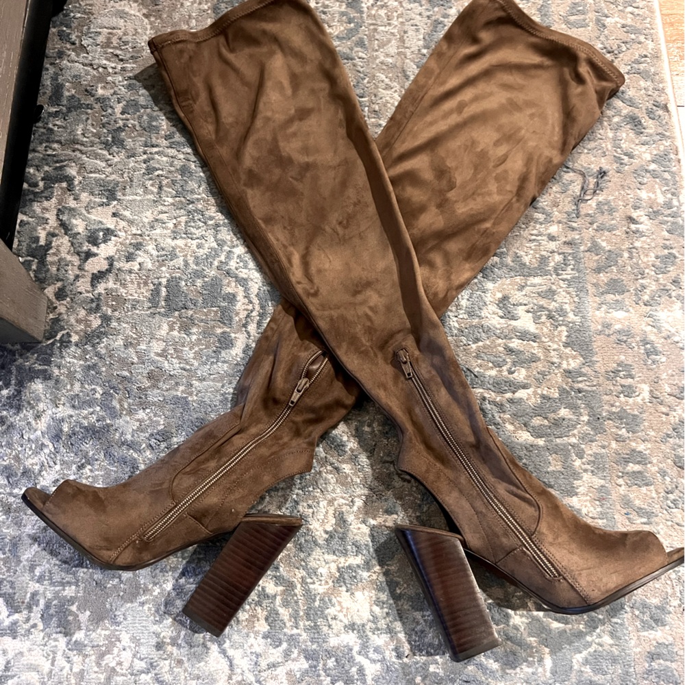 ❤️ Aldo over the knee peep toe boot size 6.5 - worn once